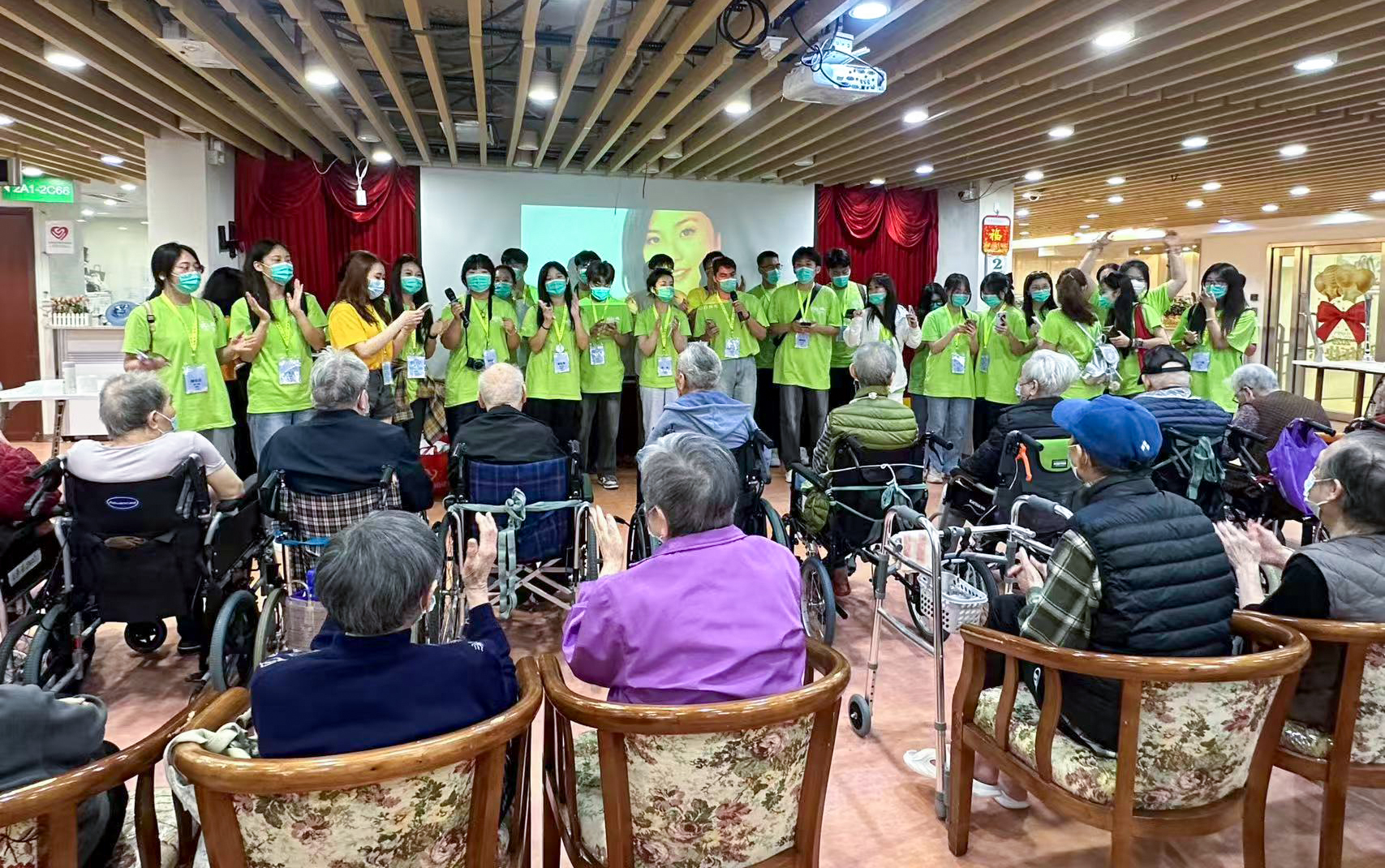 以青春之光 筑家国梦想 集团两校师生代表赴香港参加2025青年梦想家交流营活动