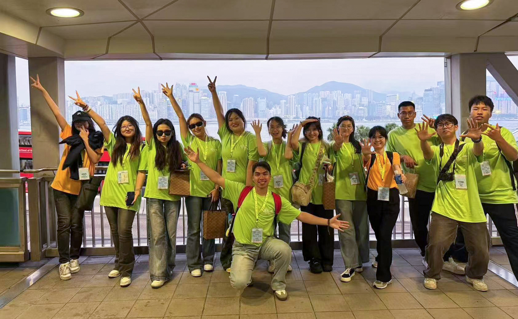 以青春之光 筑家国梦想 集团两校师生代表赴香港参加2025青年梦想家交流营活动